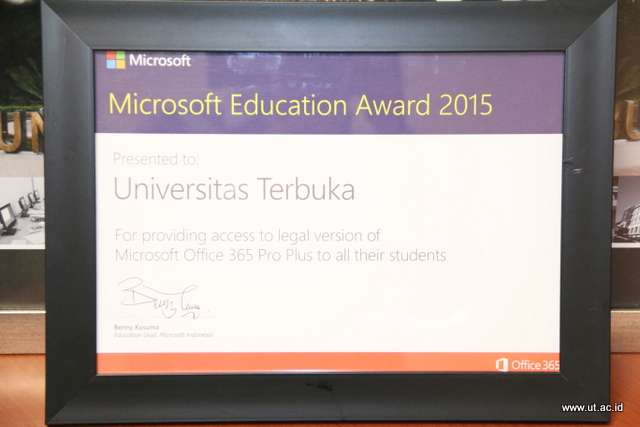 Piagam_Microsoft