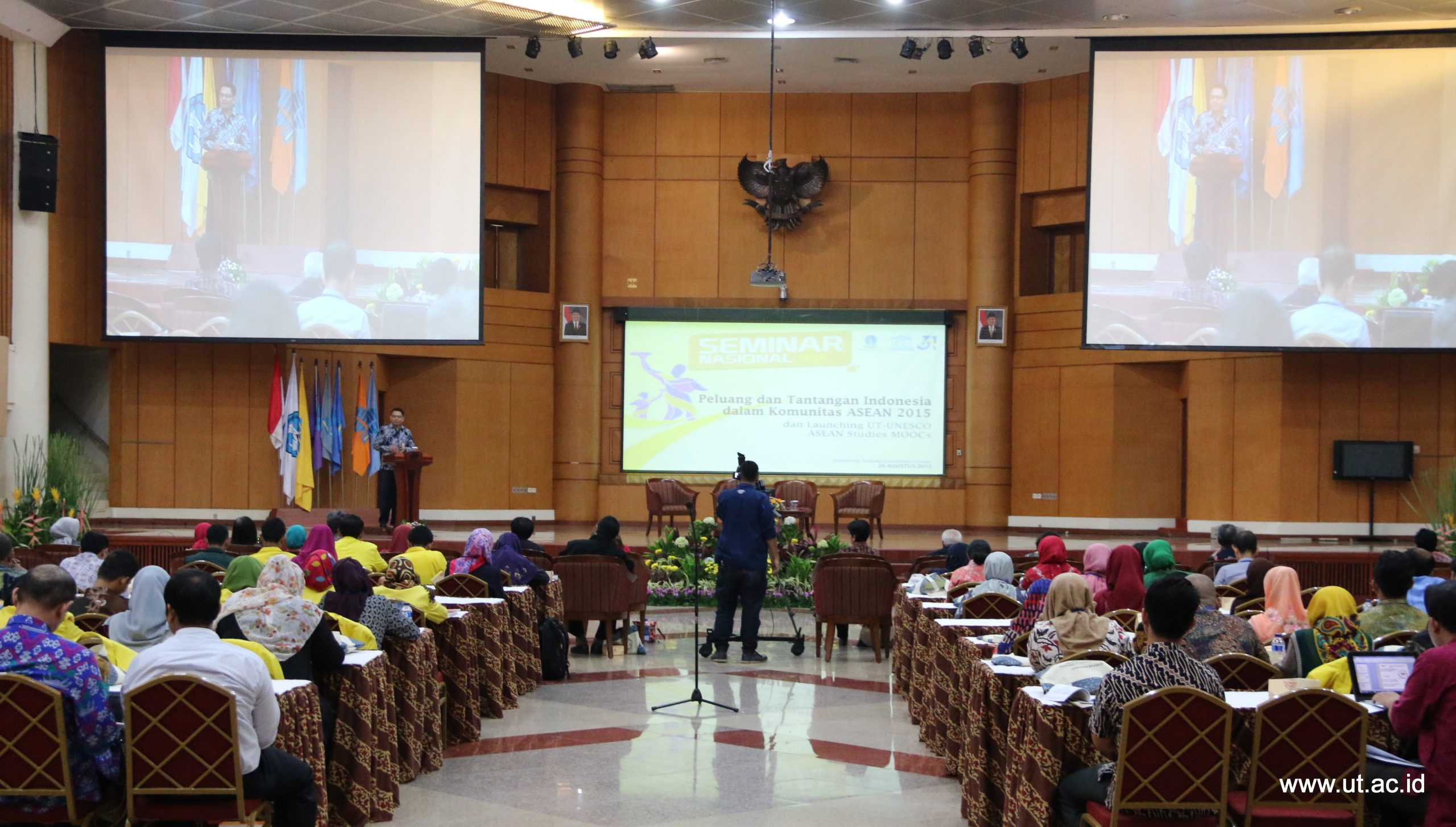 semnas-fisip-dies-ut-31