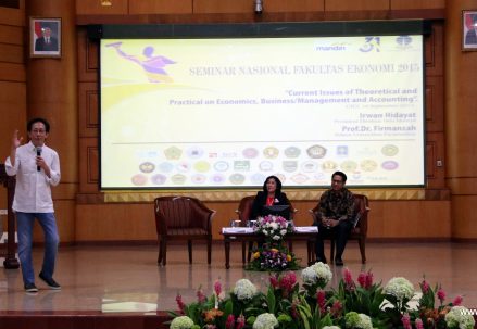 semnas-fekon-2015-sidomuncul-paramadina