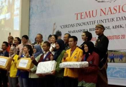 headline_mahasiswa_bidikmisi_bertemu_Menteri