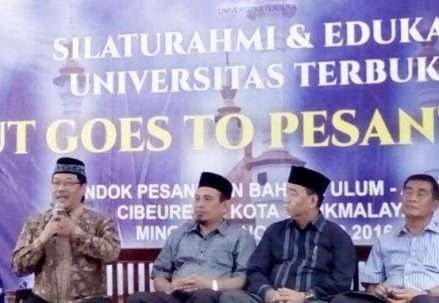 UT_Goes_To_Pesantren
