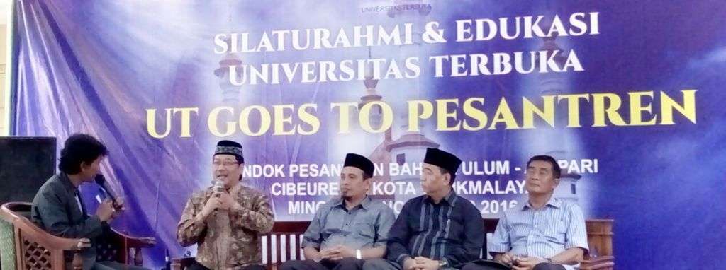 UT_Goes_To_Pesantren