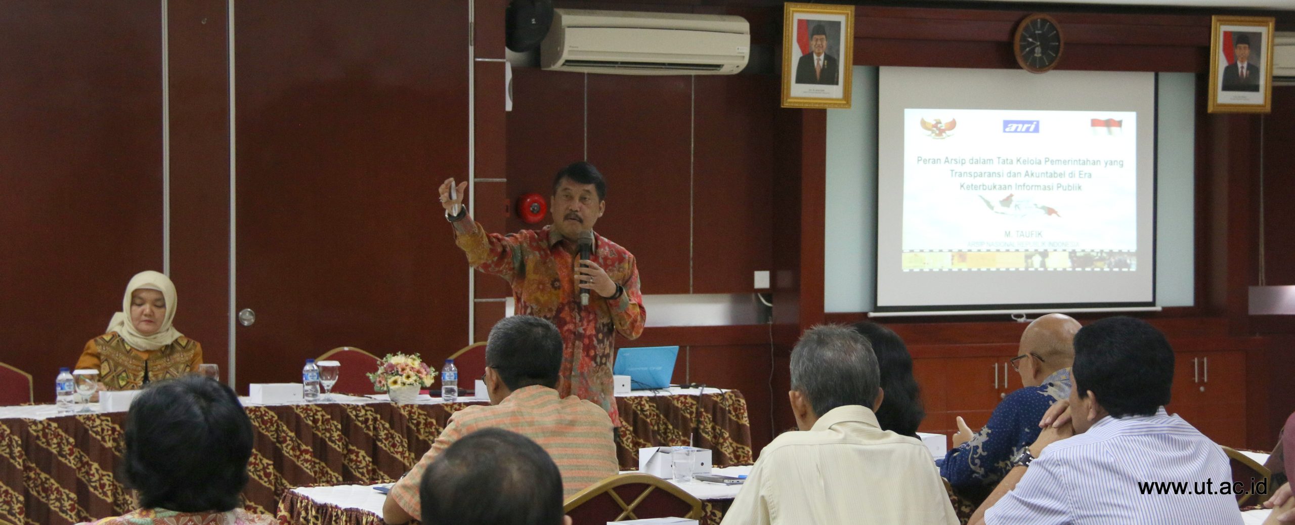 Diskusi_Kearsipan_2016