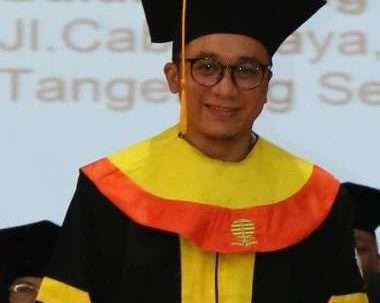 Bayu Oktara Alumni UT 2016 Ilmu Komunikasi