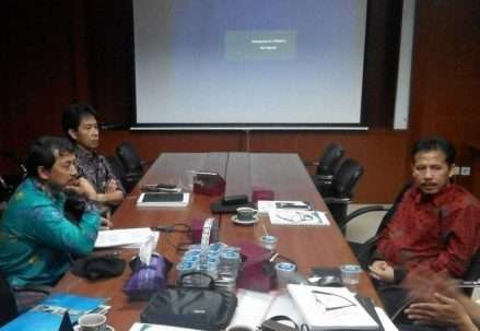 Rapat_Pembahasan_Laporan_Dewas_dan_Pengembangan_UT_ke_Depan