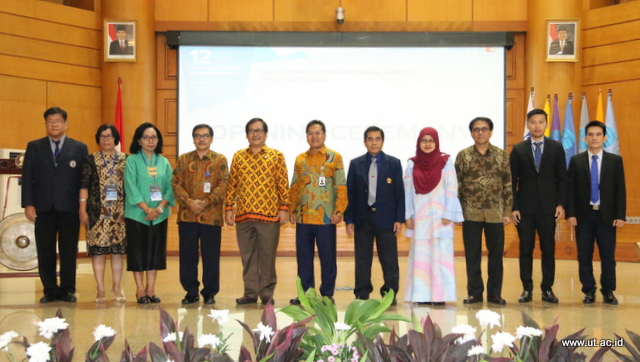 Pembicara dalam seminar FMIPA dan IORA ICOR 2017 UT
