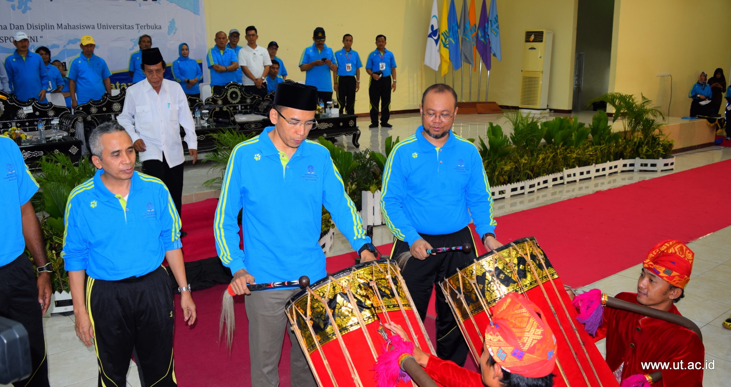 Pembukaan-Disporseni_UT_2017-Gubernur_NTB