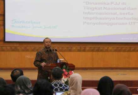 Sarasehan_PJJ_UT_2017