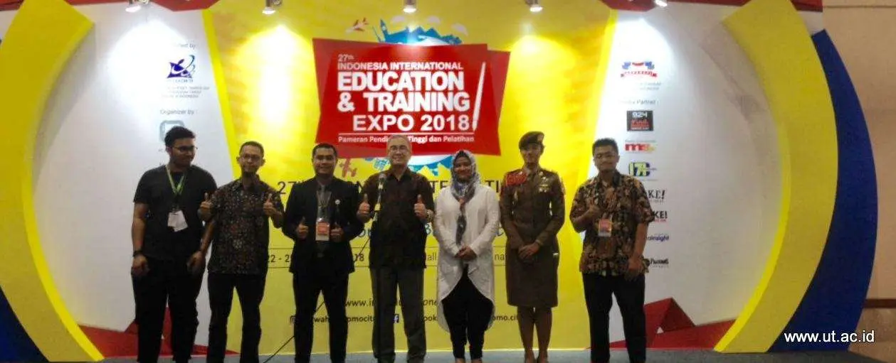 stan_UT-raih_juara3_IIETE2018
