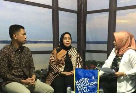 ut_makassar_talkshow