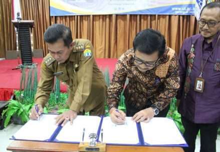 20190319_Penandatanganan_MoU_Walkot_Serang_dengan_Direktur_UPBJJ_Serang