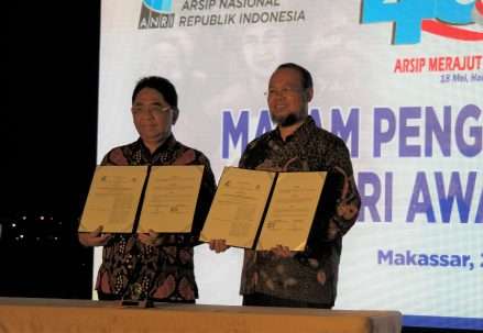 20190427_Penandatanganan_MoU_UT_dengan_ANRI