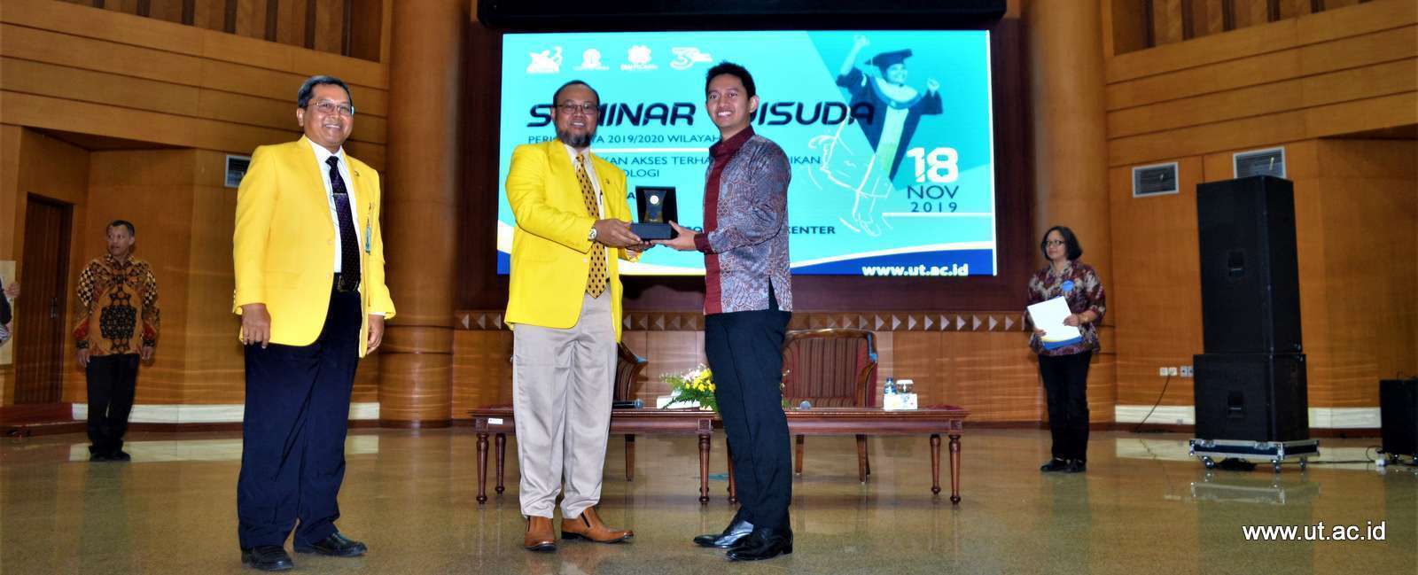 20191119_Seminar_Wisuda_Periode_1_Wilayah_2_Ruangguru