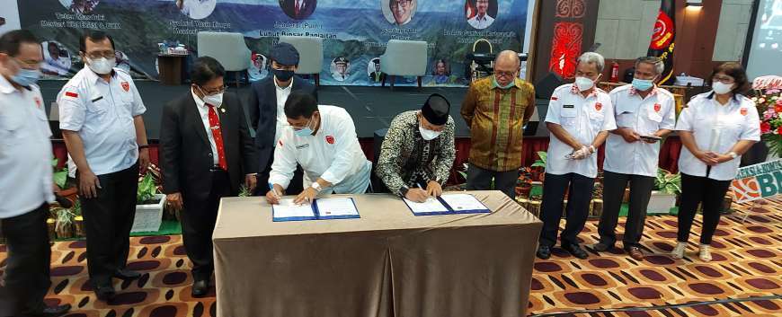 rektor_medan_toba_2021_1