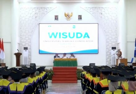 Wisuda_Banda_Aceh_1