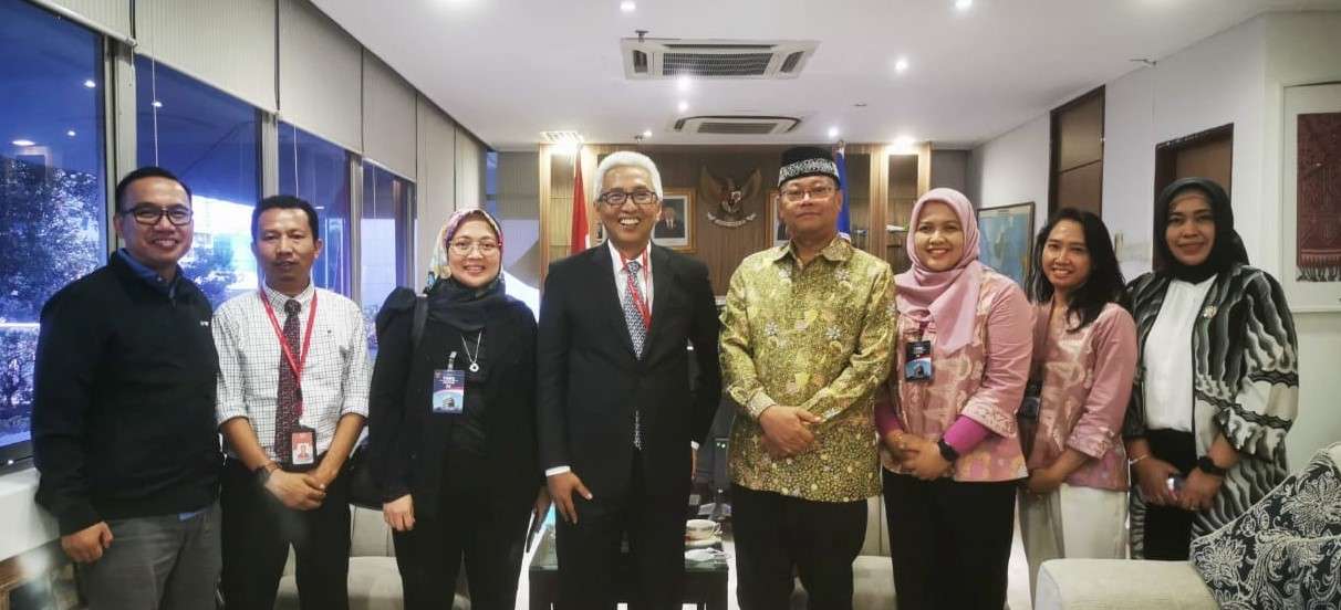 Rektor_UT_dengan_Dubes_RI_untuk_Malaysia