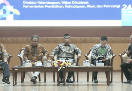 Seminar_Wisuda_II_Wilayah_2
