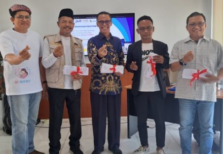 Tak Lagi Cuma Buku dan Pulpen, UT Hadirkan SI MAMY untuk Digitalisasi Posyandu Desa