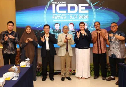 UT Kukuhkan Transformasi Digital Lewat ICDE Quality Review 2026, Perkuat Langkah Menuju Kampus Siber Kelas Dunia