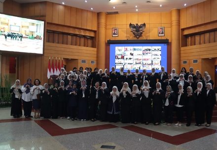 PERMATA UT Dikukuhkan, Perempuan UT Didorong Mandiri dan Berdampak